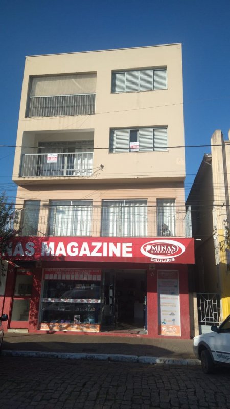 Casa - Aluguel - Centro - Borda da Mata - MG