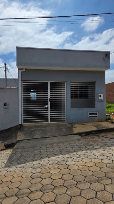Casa - Aluguel - Santa Rita - Borda da Mata - MG